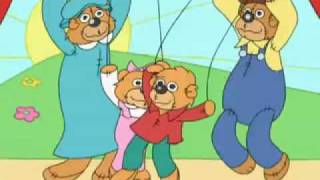 The Berenstain Bears  A Opening Theme Song [upl. by Alrep]