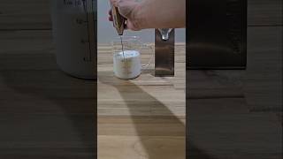 Aerolatte Handheld Milk Frother [upl. by Branen]